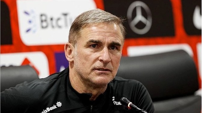 Stefan Kuntz dönemi bugün itibariyle kapandı! Sizce Milli Takımın başına kim getirilmeli?