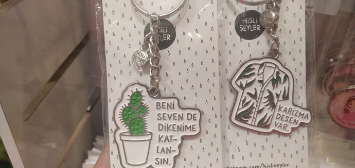 Atarlı giderli eşyalar var mı 😄?