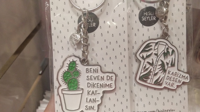Atarlı giderli eşyalar var mı 😄?