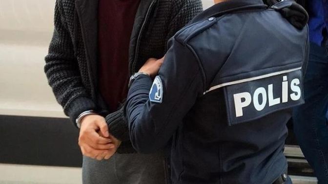 İstanbul’da vapurda bir çocuğun saçlarını yakan kişi serbest bırakıldı. Siz bu konuda ne düşünüyorsunuz?