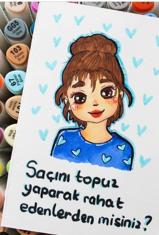 Bugün şu kız gibi gülümsüyorum 😀