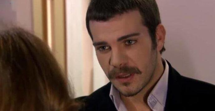 Artık düzgün birine aşık olmak istiyorum ama karşıma çıkan tipler böyle nerde yanlış yapıyorum 😥?