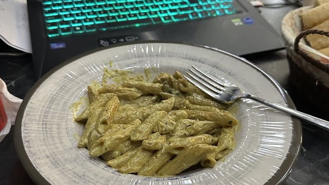 Kafede yemek yer misiniz?
