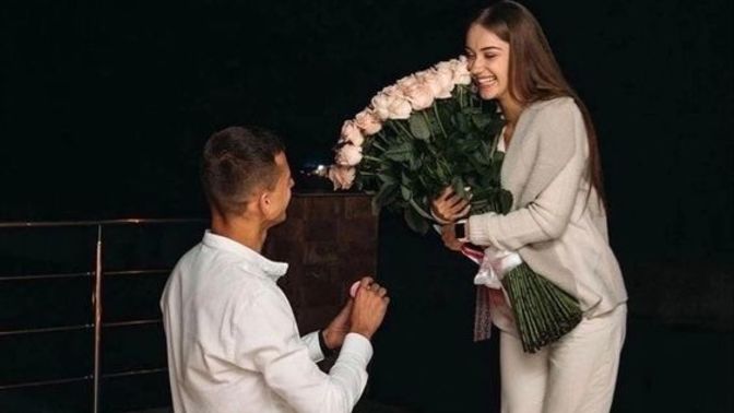 Sizce evlilik teklifi için nasıl giyinmeliyim?