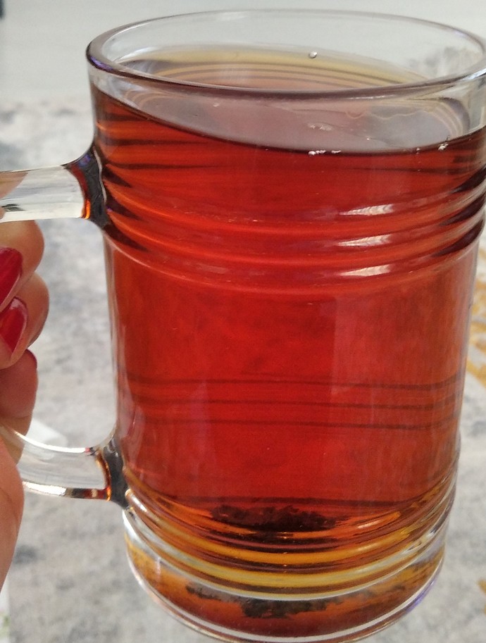 Bira bardağından hallice çay bardağım nasıl 😄?