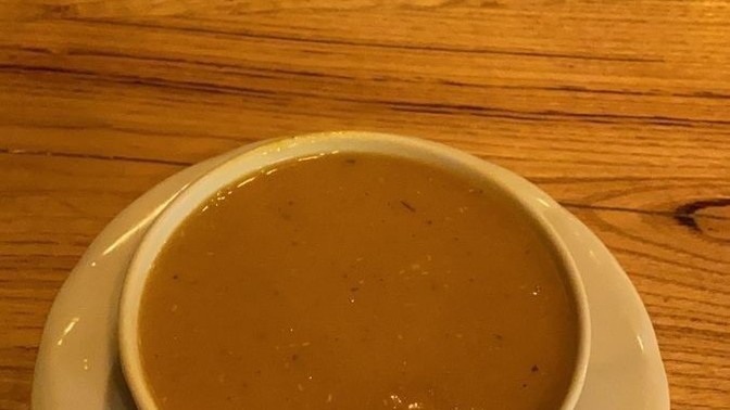 Çorbanın yanında ekmek yer misiniz?