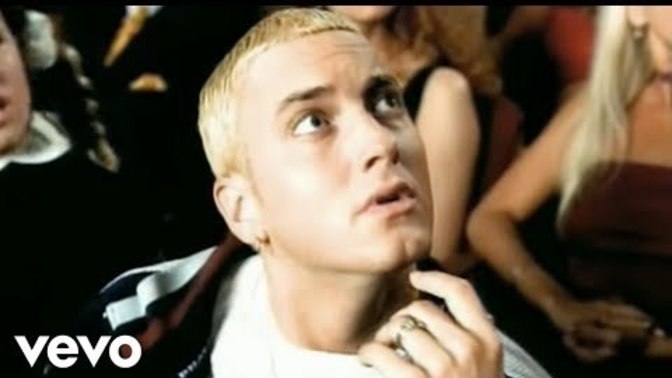Eminem dinliyor musunuz?
