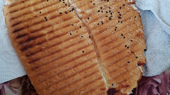 50 kg biri için çok mu büyük bu tost😂😂?