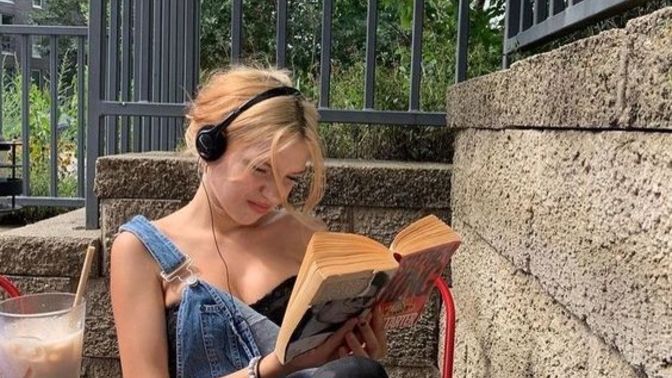 Kendinizi bir şarkıyla tanımlasaydınız hangi şarkı olurdu?