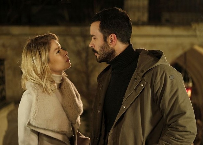 En sevdiğiniz dizi film karakteri kim ( çift olarak) ?