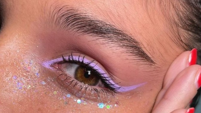 Renkli eyeliner güzel mi?