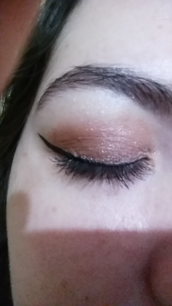 Eyelinerı çekebilmiş miyim?