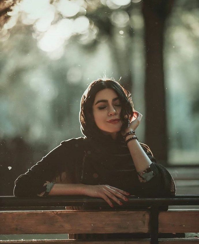 Çiçek gibi insanların kalbini kırdınız, Bahçeleriniz bahar görmesin.⚘
