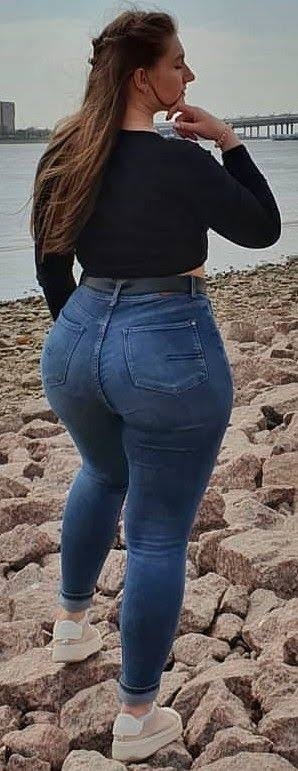Zayıf kızzz mı Dolgun kız mı?