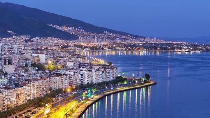 İzmir'de nereler gezilir?
