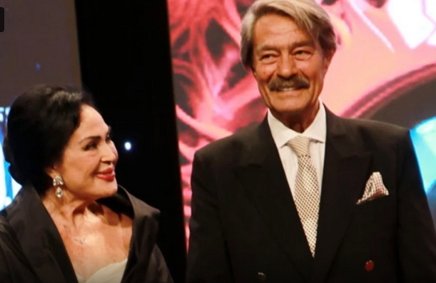 Altın Koza Film Festivalinde Türkan Şoray ve Kadir İnanır özel ödül aldı. İkisinin birlikte rol aldığı hangi filmleri seyrettiniz?