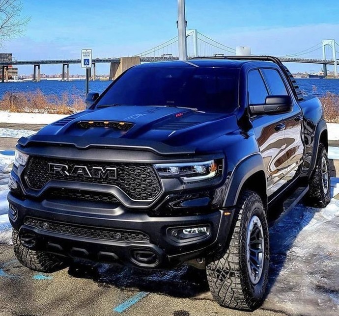 Dodge RAM nasıl bir araç?