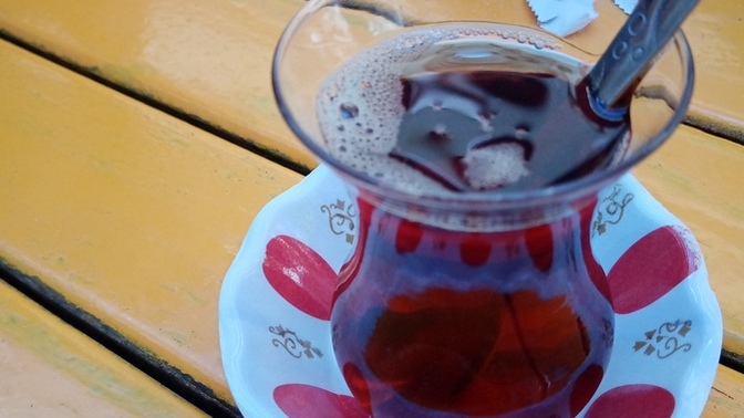 Sıcak havalarda çay içiyor musunuz?