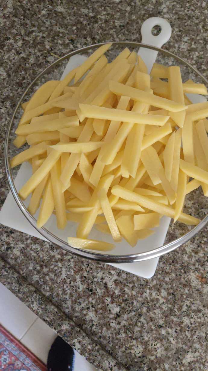 Patates kızartması sevmeyen var mıdır?