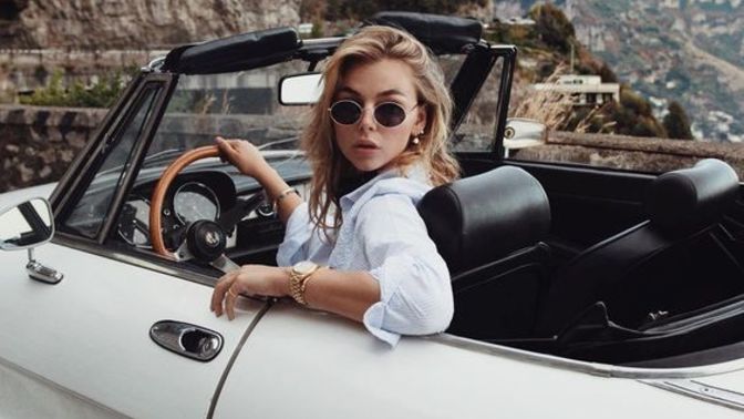 Kızlar arabası olmayan erkeklerle sevgili olmaz mı?