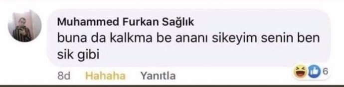 Ayaklarımda patik var beni çekici bulmaz mısınız erkekler?
