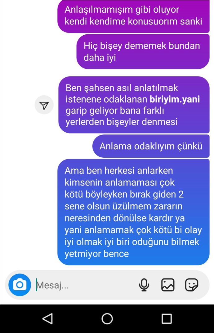 Benim tek istediğim anlaşılmak ve paylaşmak ders veriyor gibi konuşuyor hep ve dinden soğuttı beni engellemeli mıyım kim haklı?