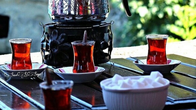 Bir bardak çaya en fazla kaç tl ödersiniz?