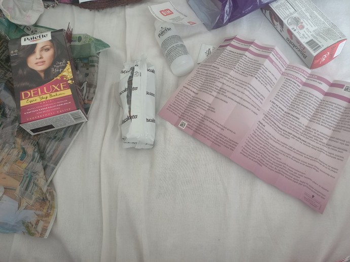 Saçımı boyaması için komşudan yardım istedim, ayıp olmuş mudur?