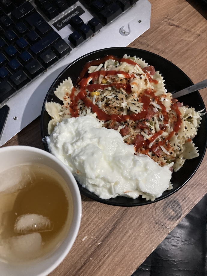 Sizce ben hangi yemeği yiyorum?