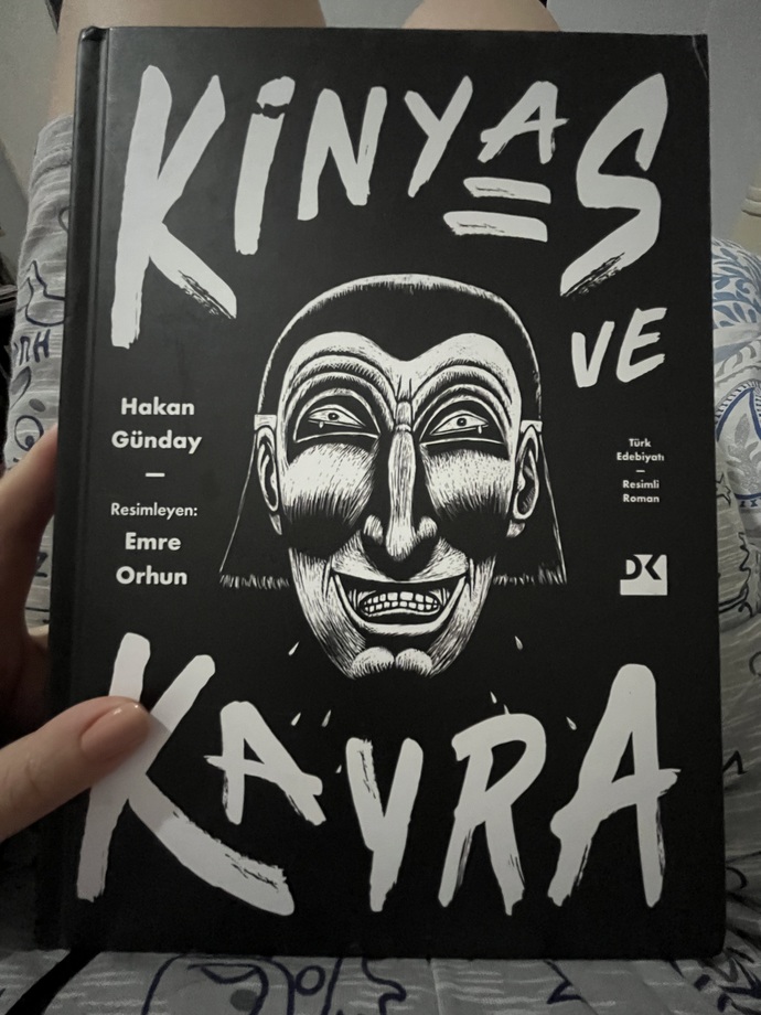 Ciltli kitaplara karşı ayrı bir ilgim var, sizde de böyle mi?
