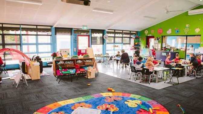 Meslek lisesi mezunu iş yeri açma belgesiyle kreş açabilir mi?