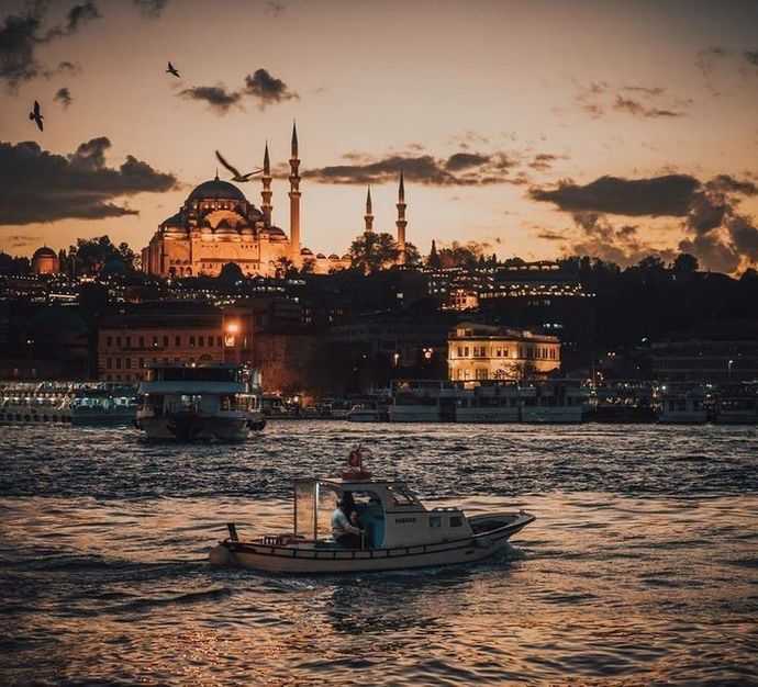 Güçsüz yapıda bi karaktere sahibim çoğu zaman hayatın zorlukları ağır geliyor nasıl daha aktif ve güçlü olabilirim?