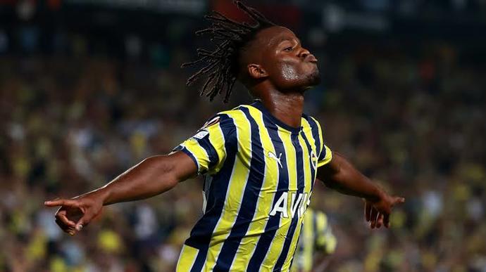 Fenerbahçede ki favori yabancı futbolcunuz hangisi?