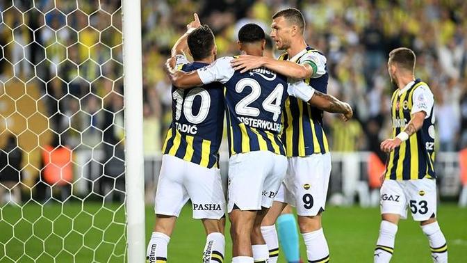 Fenerbahçe - Başakşehir'i 4-0 yenerek ligte 6'da 6 yaptı! Sarı lacivertliler bu sene şampiyon olur mu?