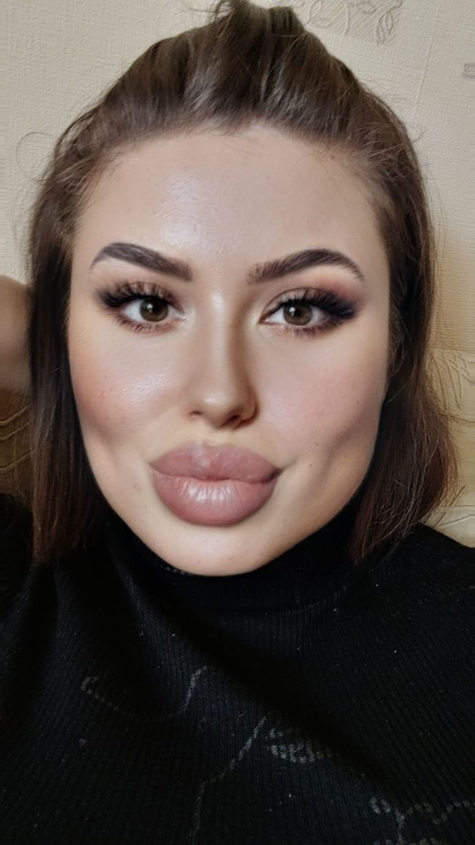 Güzellik standartlarına uymak zorunda mıyız 👩🏻?