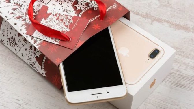 3 gün sonra kız arkadaşımın doğum günü, iPhone 15 Pro Max alsam nasıl olur?