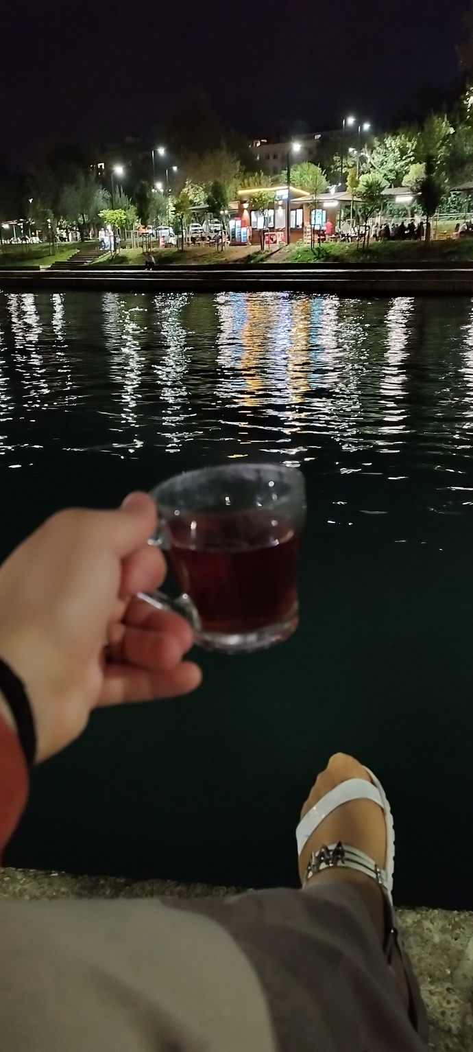 Akşam kahveleri içildi mi?