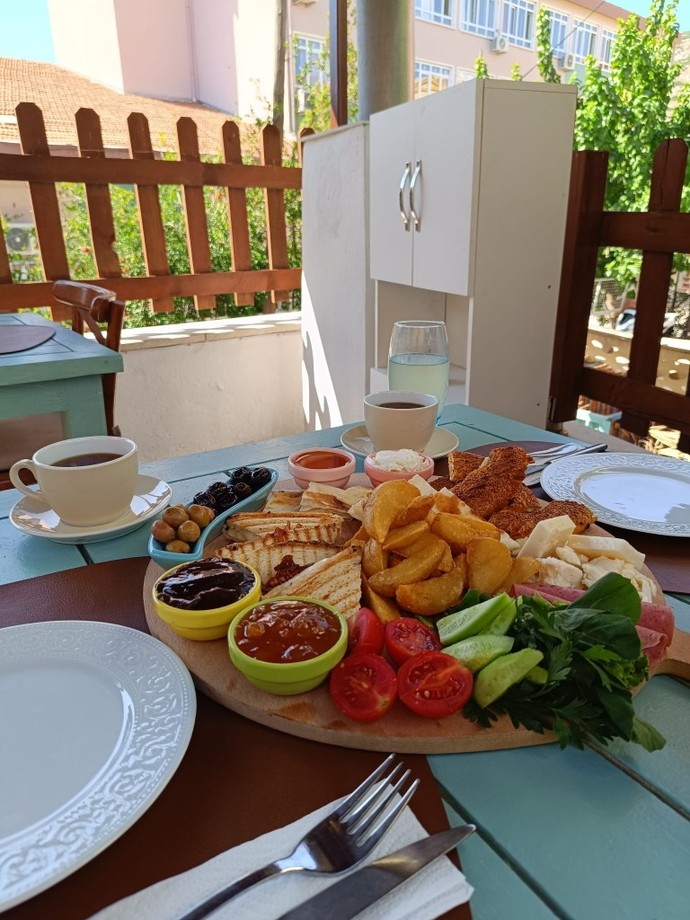 Kahvaltıda olmazsa olmaz dediğiniz neler var?