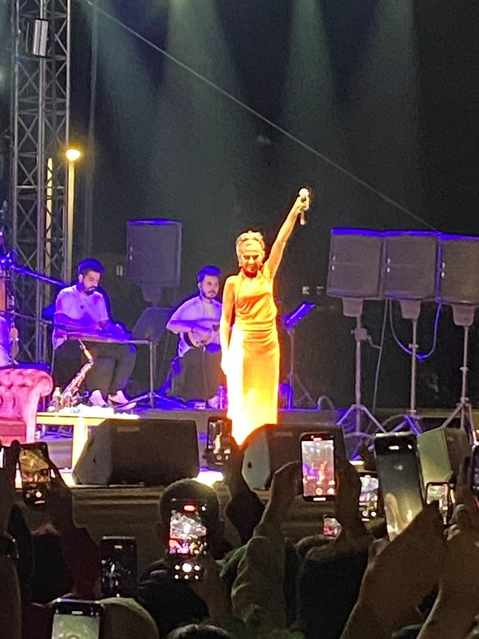 Sevdiğiniz sanatçını konserine gittiniz mi?