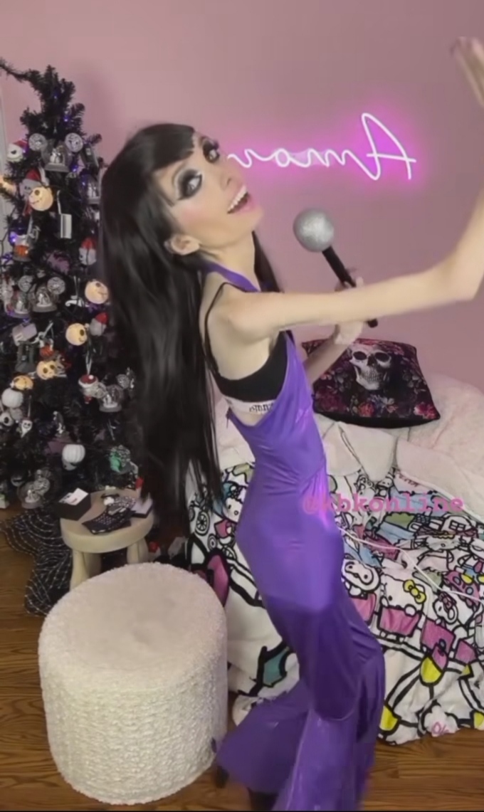 Erkeklerin ben zayıf kadın seviyorum dedikleri kadın böyle bir şey mi acaba?