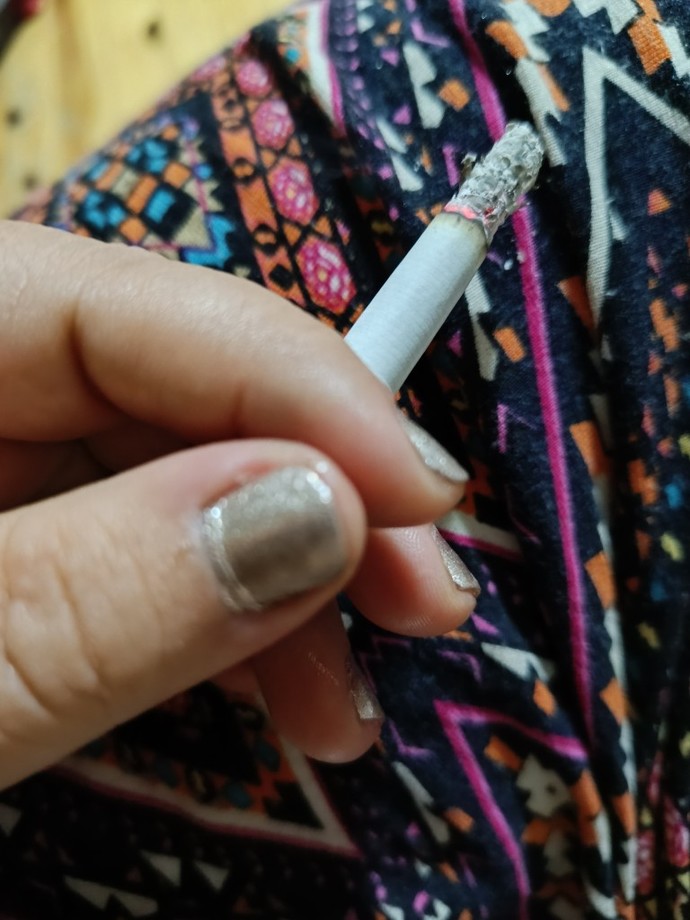 Beni sevme diyor yokmu bir yol?