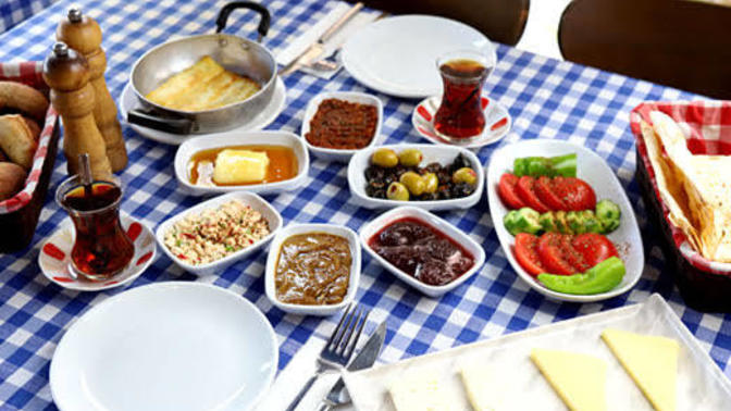 Sabah kahvaltınızı saat kaç gibi yaparsınız?