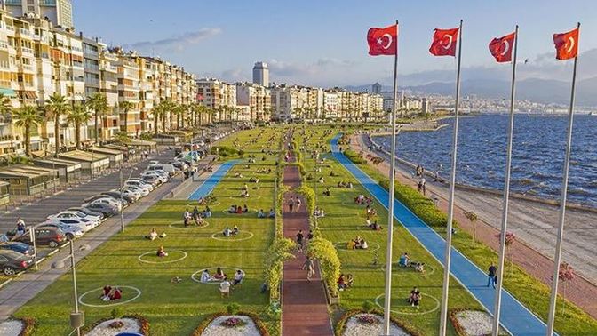 İzmir'de gezilecek en güzel yerler neresi?
