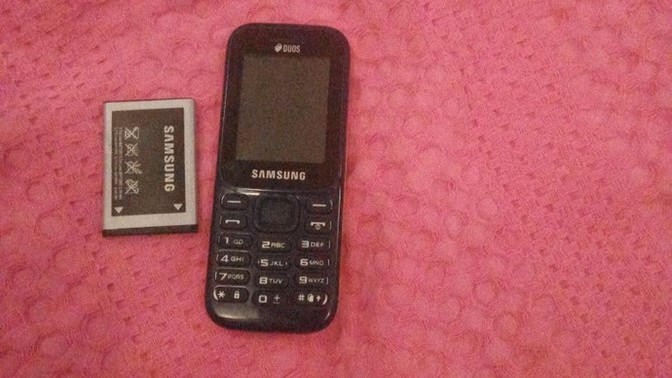 Tuşlu telefon bataryası ne kadar acaba?