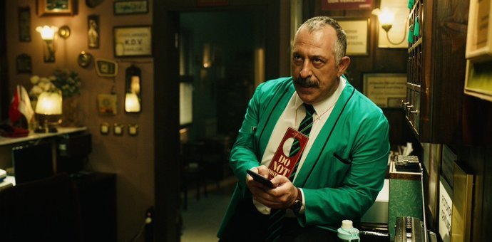Cem Yılmaz’ın ‘Do Not Disturb’ isimli yeni filmini izlediniz mi, nasıl buldunuz?