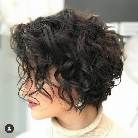 İri dalgalı kıvırcık saç için hangi model daha iyi sizce?
