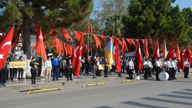 Öğrenciyken 29 Ekim törenlerinde görev aldınız mı?