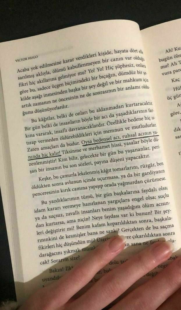 Kitap okumayı alışkanlık haline getiren var mı?