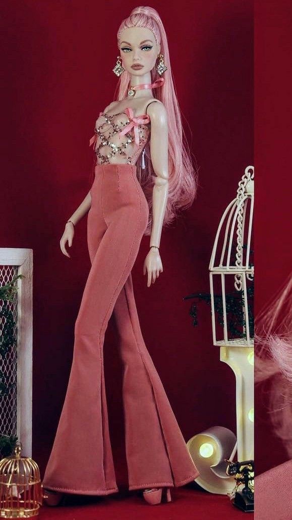 Giyiminizde, kafanıza g&ouml;re mi takılırsınız yoksa size yakışanı mı tercih edersiniz 🤍🌸