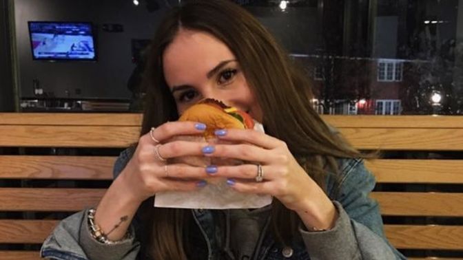 Sabah sabah hamburger sipariş edilir mi?